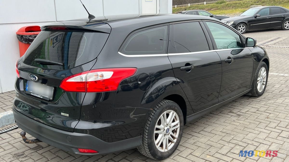 2013' Ford Focus photo #3