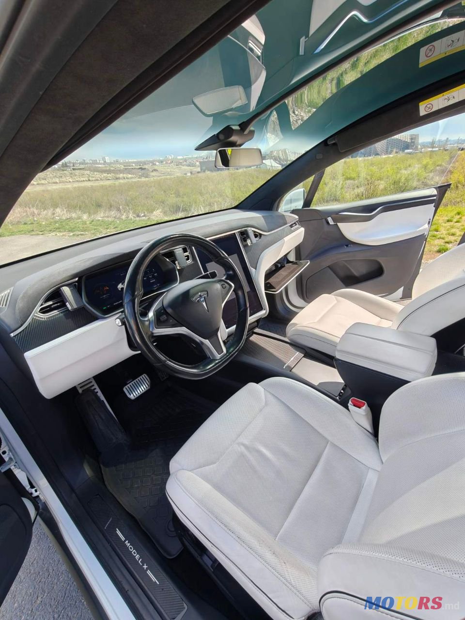 2016' Tesla Model X photo #6