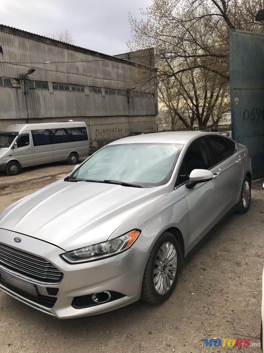 2013' Ford Fusion photo #3