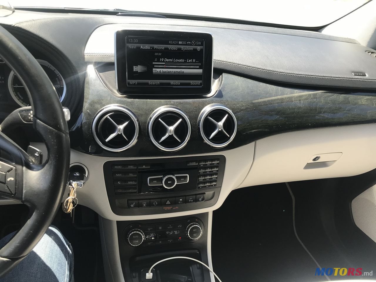 2014' Mercedes-Benz B Класс photo #4