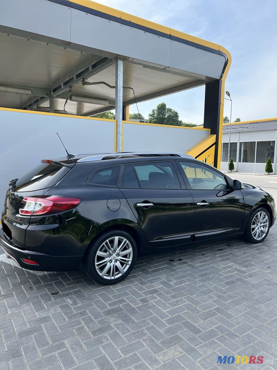 2012' Renault Megane photo #3