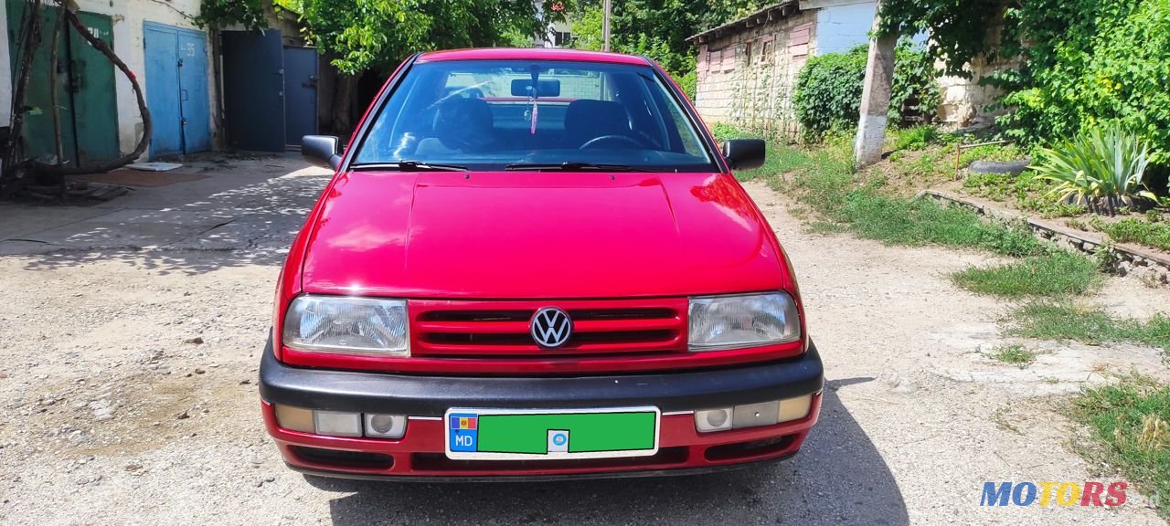1995' Volkswagen Vento photo #2