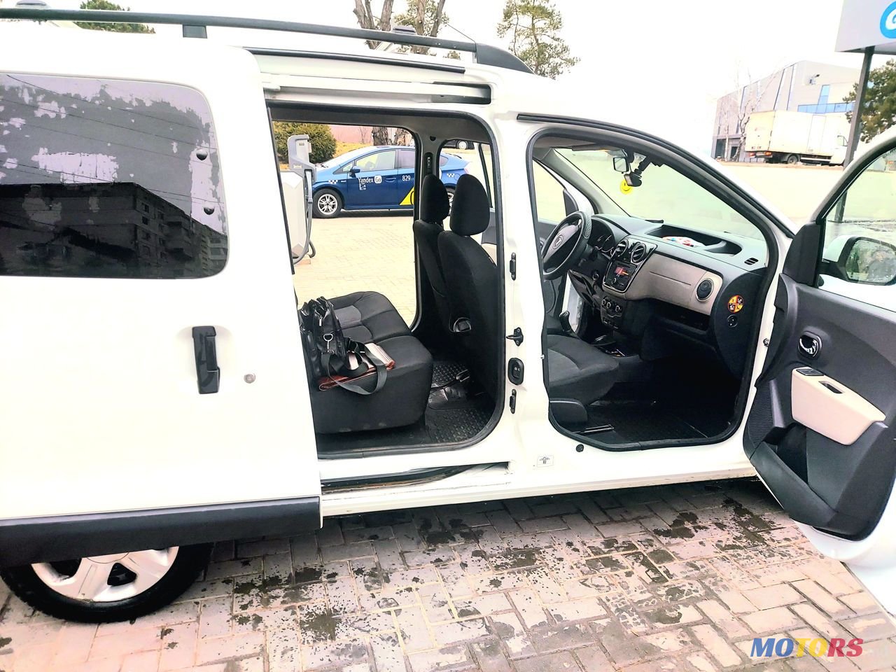2015' Dacia Dokker photo #4