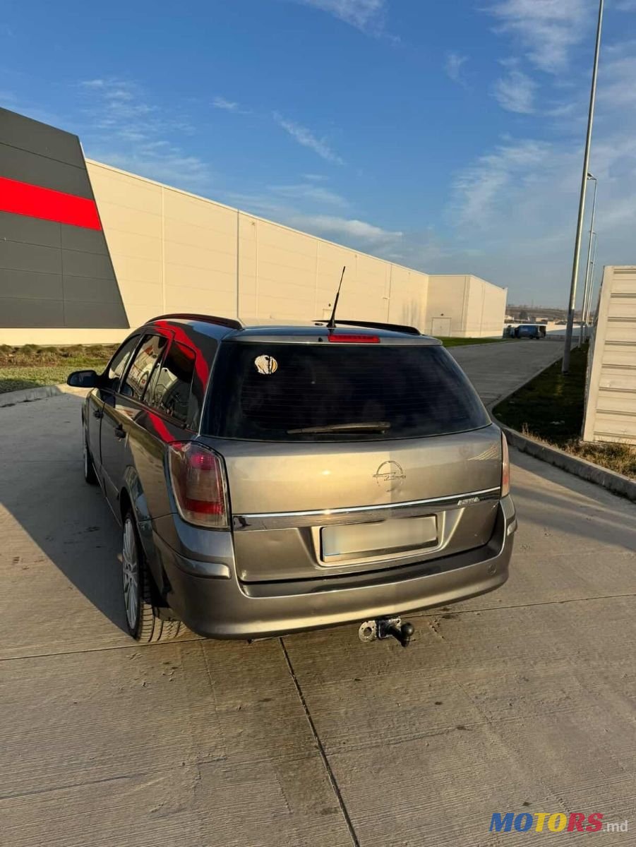 2006' Opel Astra photo #4