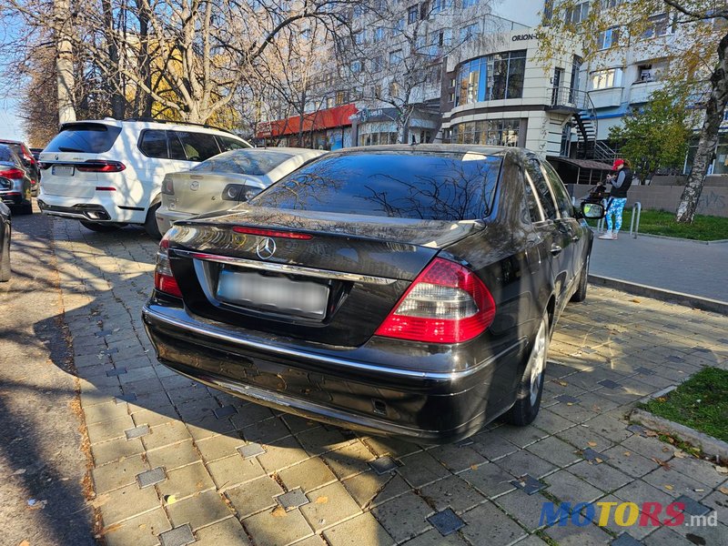 2007' Mercedes-Benz E-Class photo #4