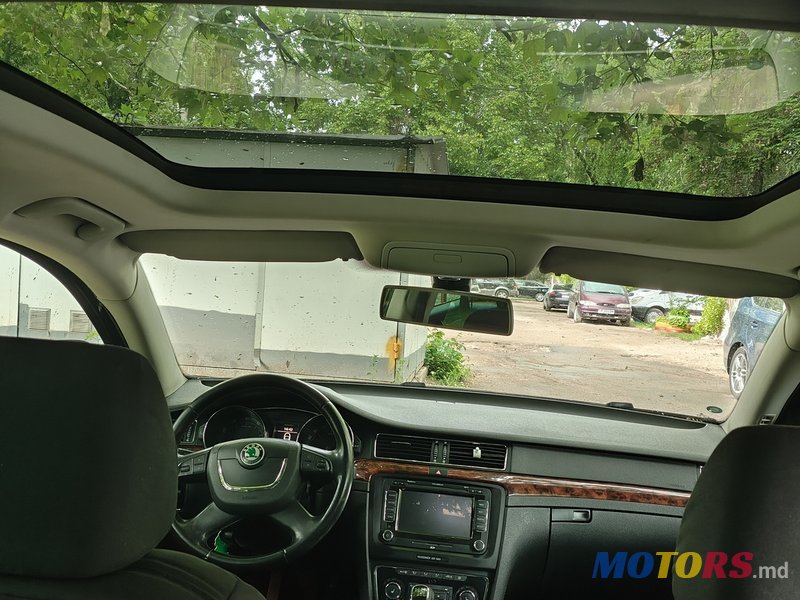 2010' Skoda Superb photo #3