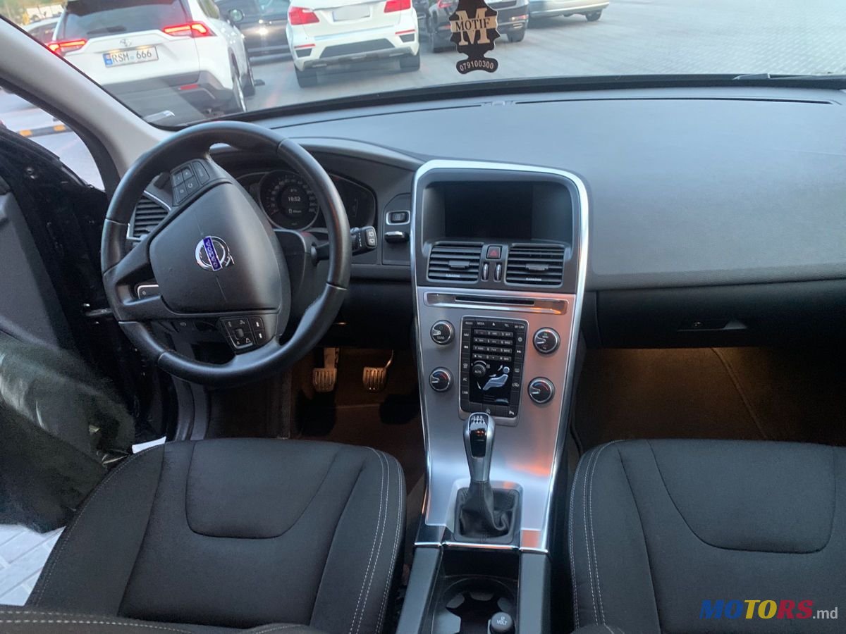 2017' Volvo XC60 photo #4