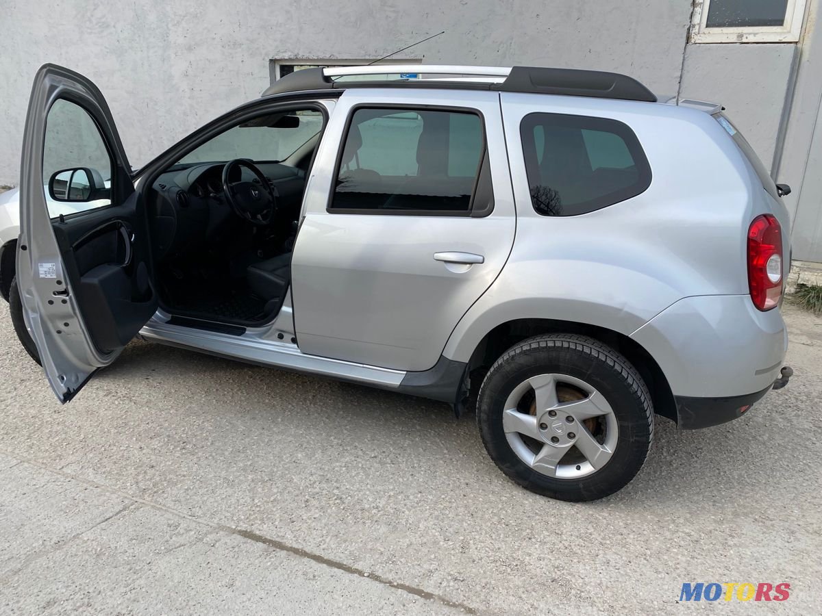 2012' Dacia Duster photo #2