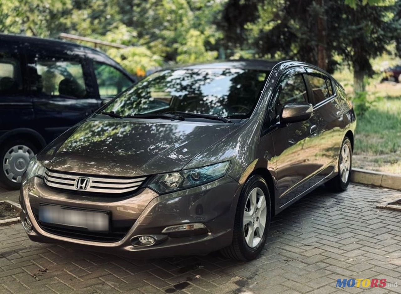 2010' Honda Insight photo #1