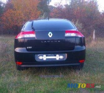 2008' Renault Laguna photo #2