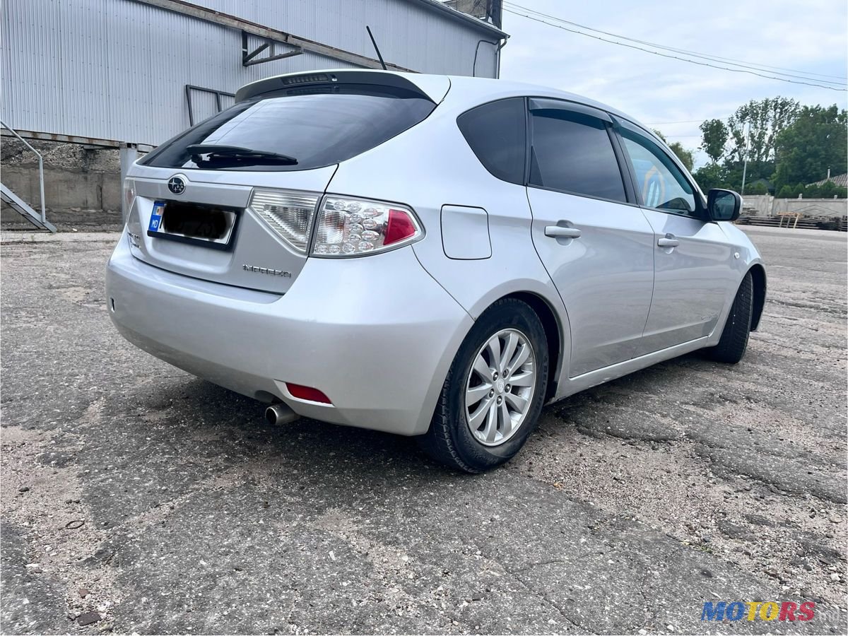 2011' Subaru Impreza photo #2