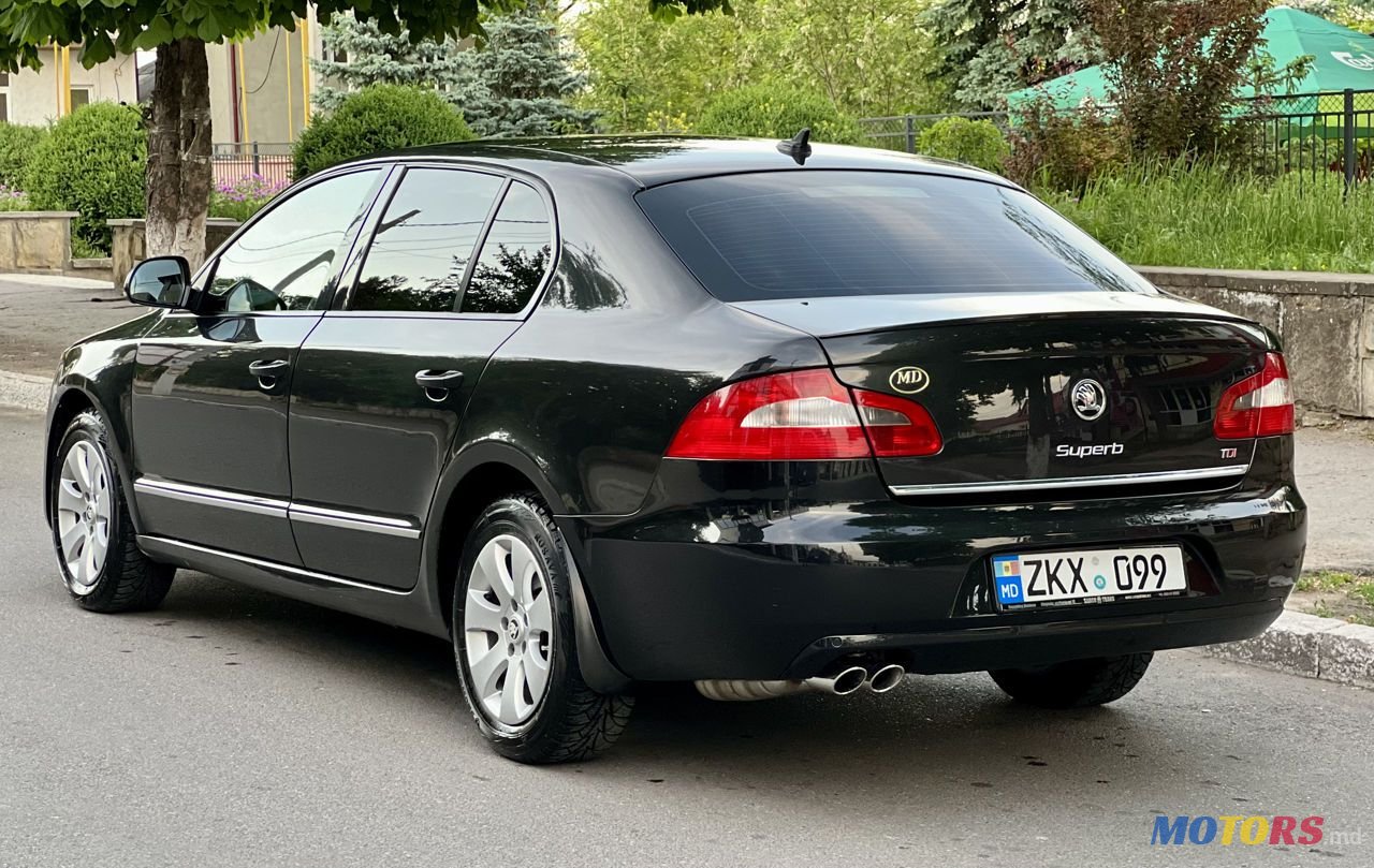 2012' Skoda Superb photo #4