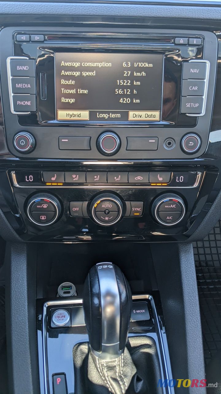 2015' Volkswagen Jetta photo #5