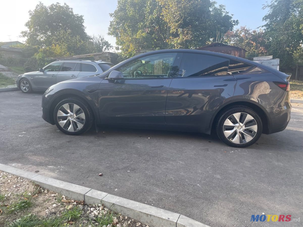 2022' Tesla Model Y photo #5