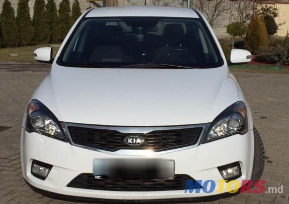 2011' Kia Ceed photo #4