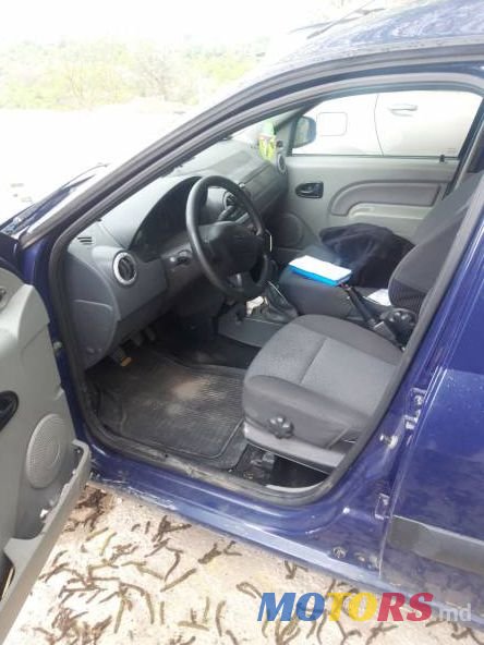 2008' Dacia Logan photo #1