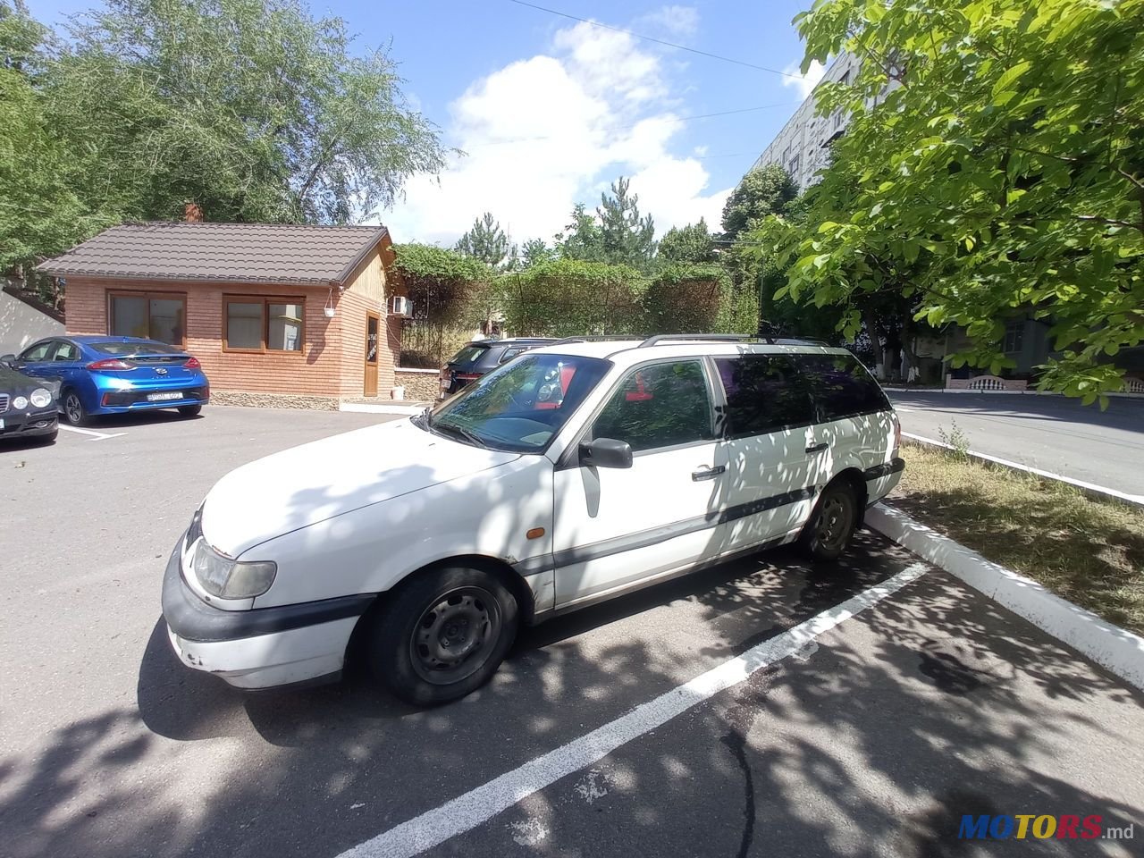1995' Volkswagen Passat photo #1