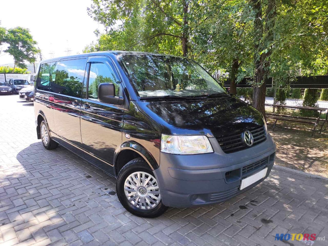 2008' Volkswagen Transporter photo #1