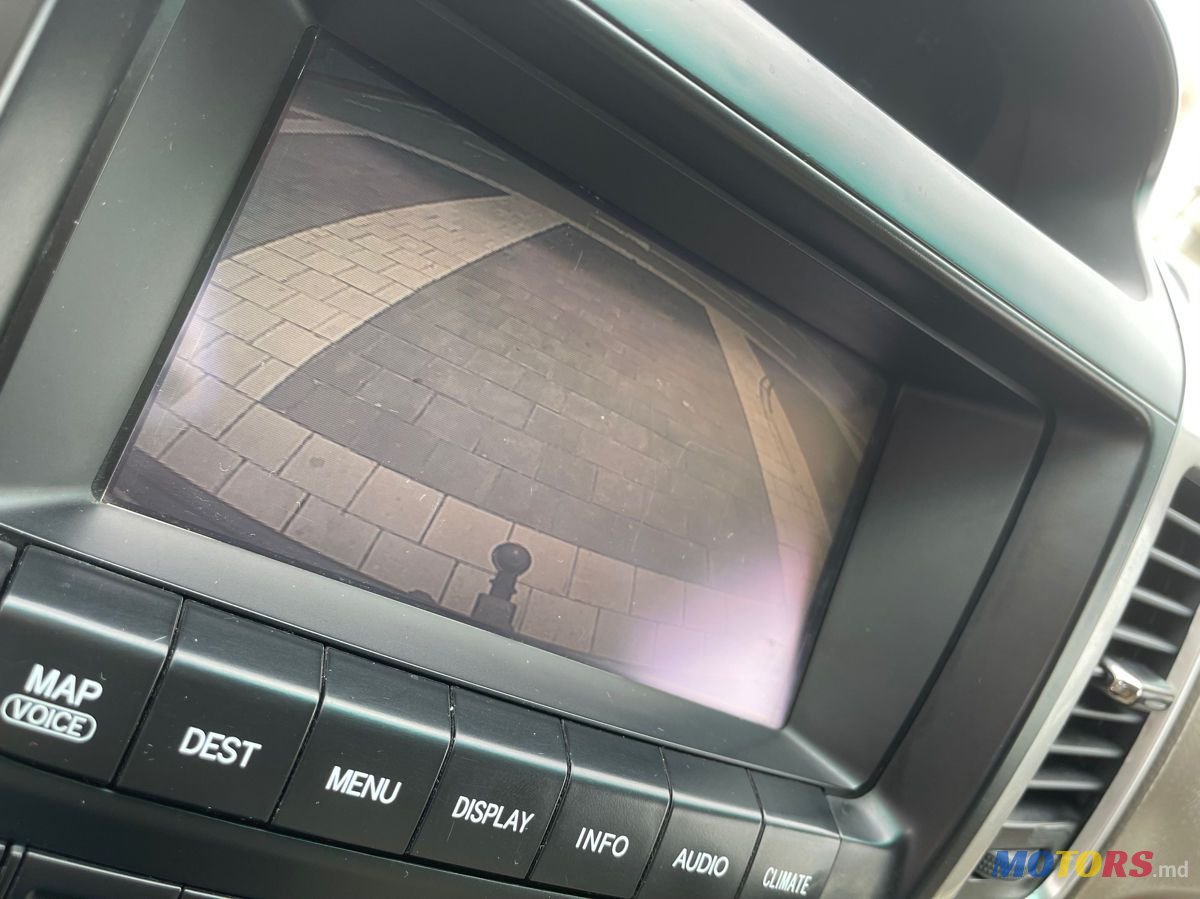 2007' Toyota Land Cruiser Prado photo #5