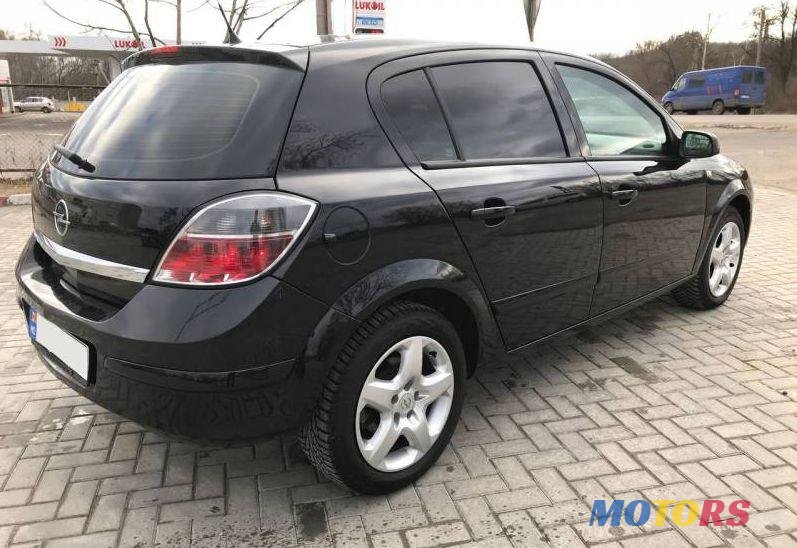 2009' Opel Astra photo #1