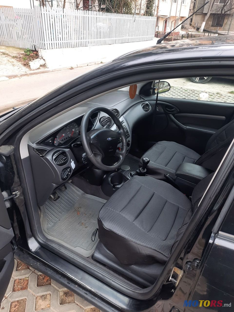 2001' Ford Focus photo #6