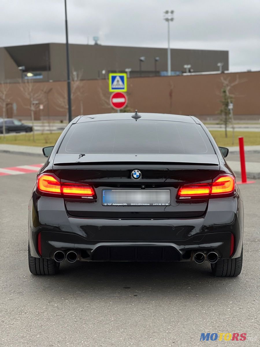 2018' BMW 5 Series photo #5
