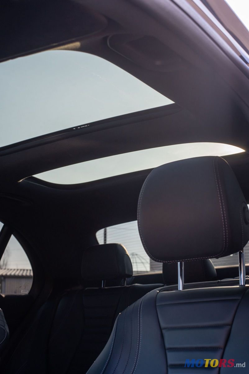 2017' Mercedes-Benz E-Class photo #4