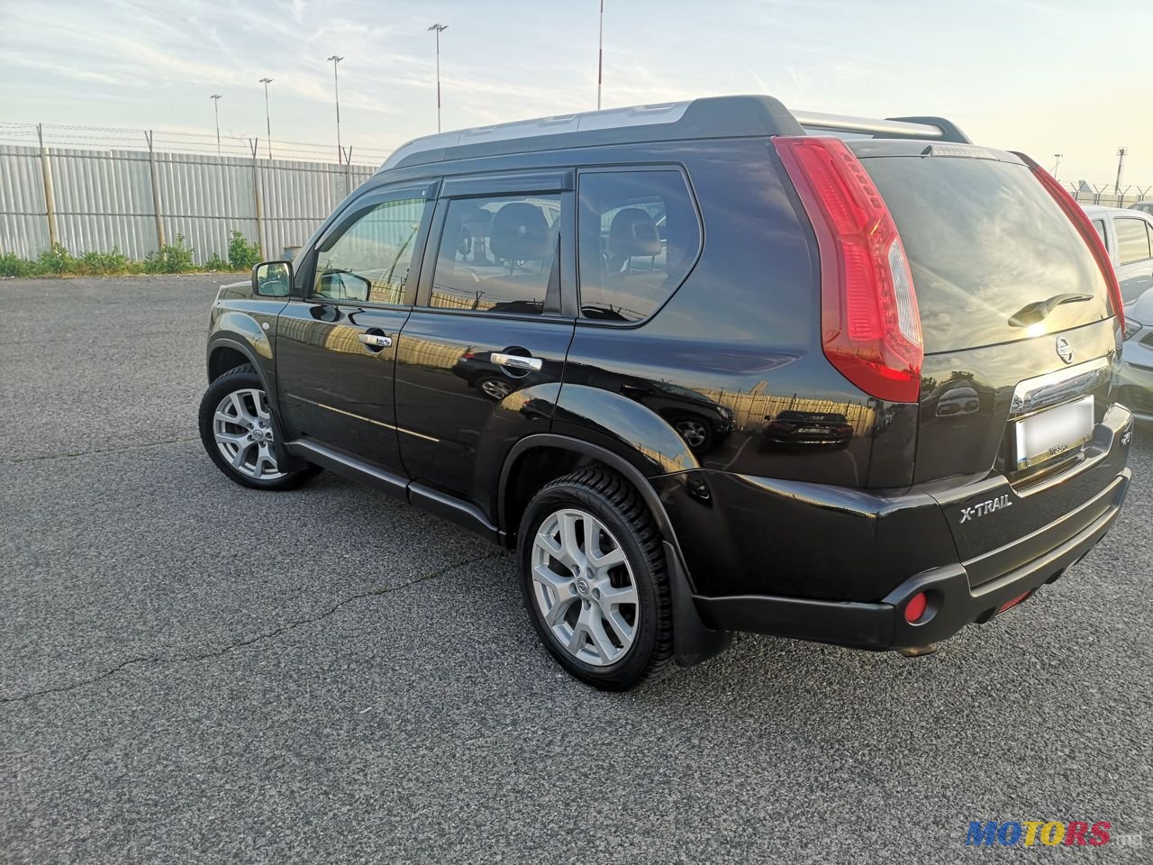 2011' Nissan X-Trail photo #4