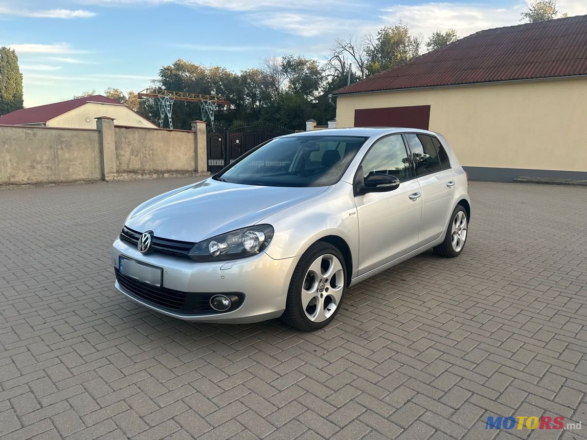 2012' Volkswagen Golf photo #3