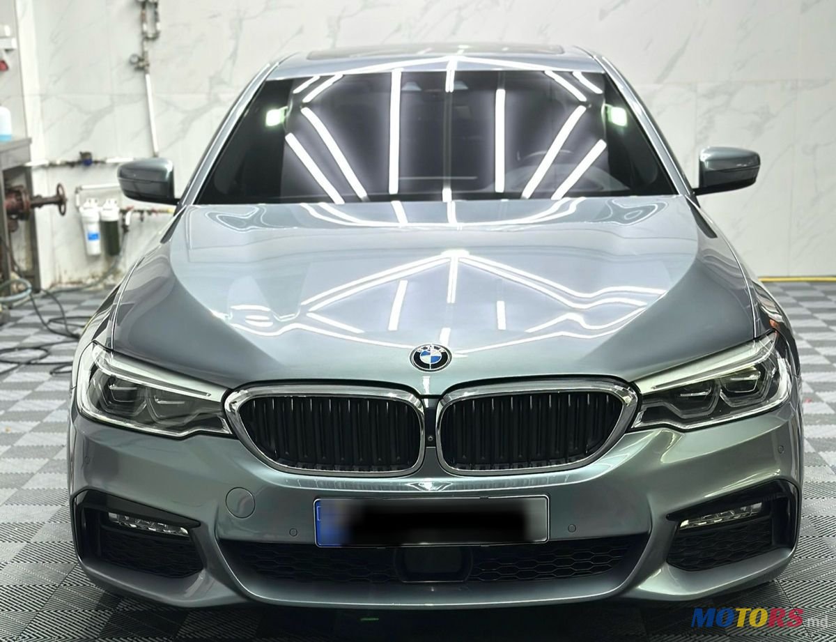 2018' BMW 5 Series photo #4