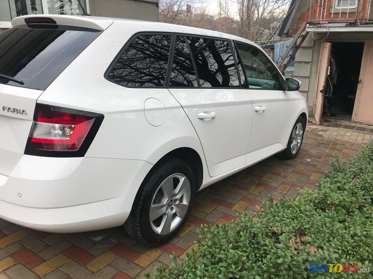 2017' Skoda Fabia photo #3