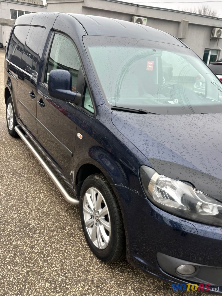 2015' Volkswagen Caddy photo #1