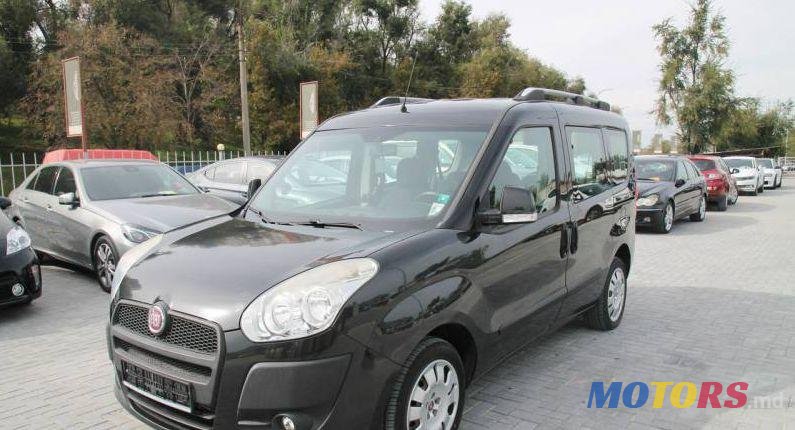 2011' Fiat Doblo photo #2