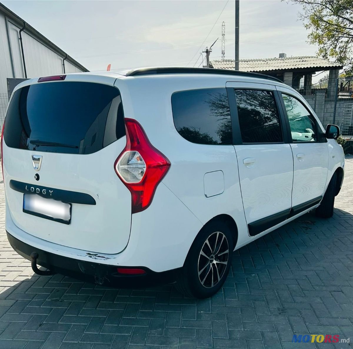 2012' Dacia Lodgy photo #3