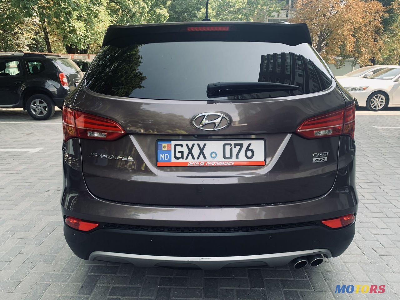 2015' Hyundai Santa Fe photo #4