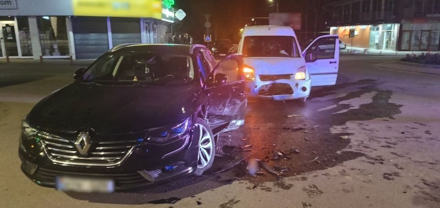 Briceni: Un șofer a lovit un automobil cu copii și a refuzat să treacă testul la alcool
