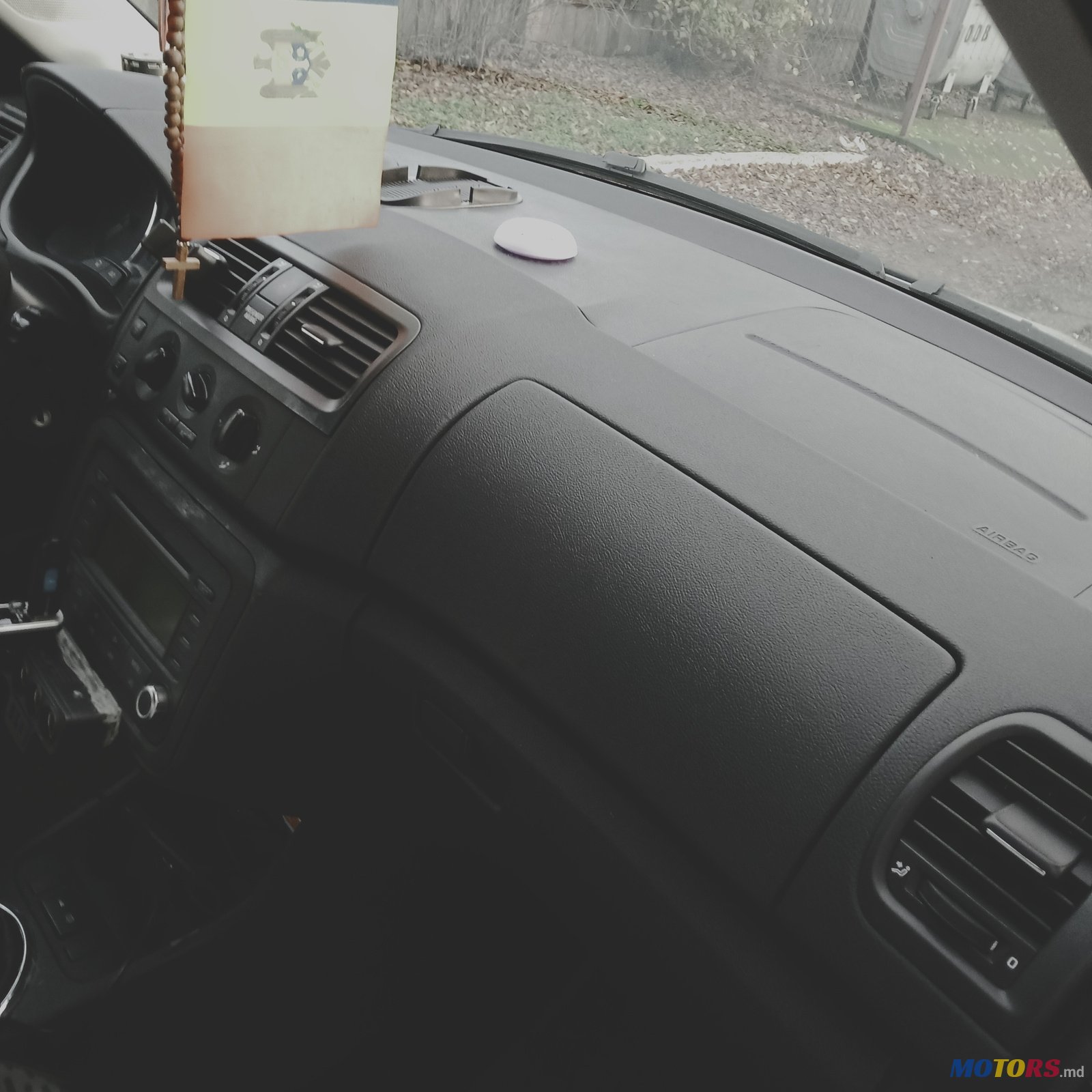 2012' Skoda Fabia photo #3