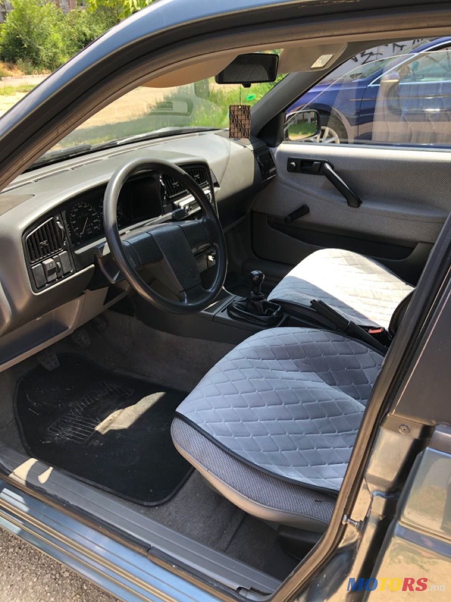 1989' Volkswagen Passat photo #6