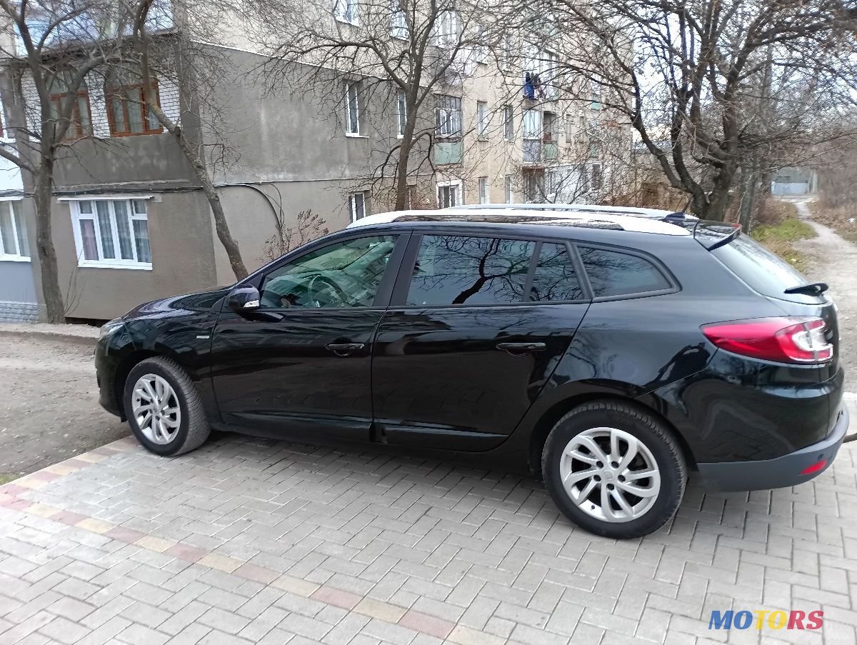2015' Renault Megane photo #3