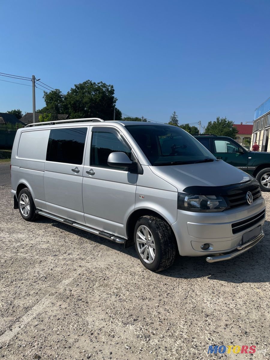 2012' Volkswagen Transporter photo #4