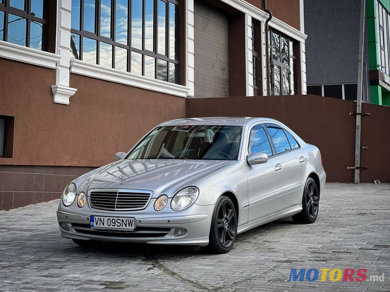 2006' Mercedes-Benz E Класс photo #3