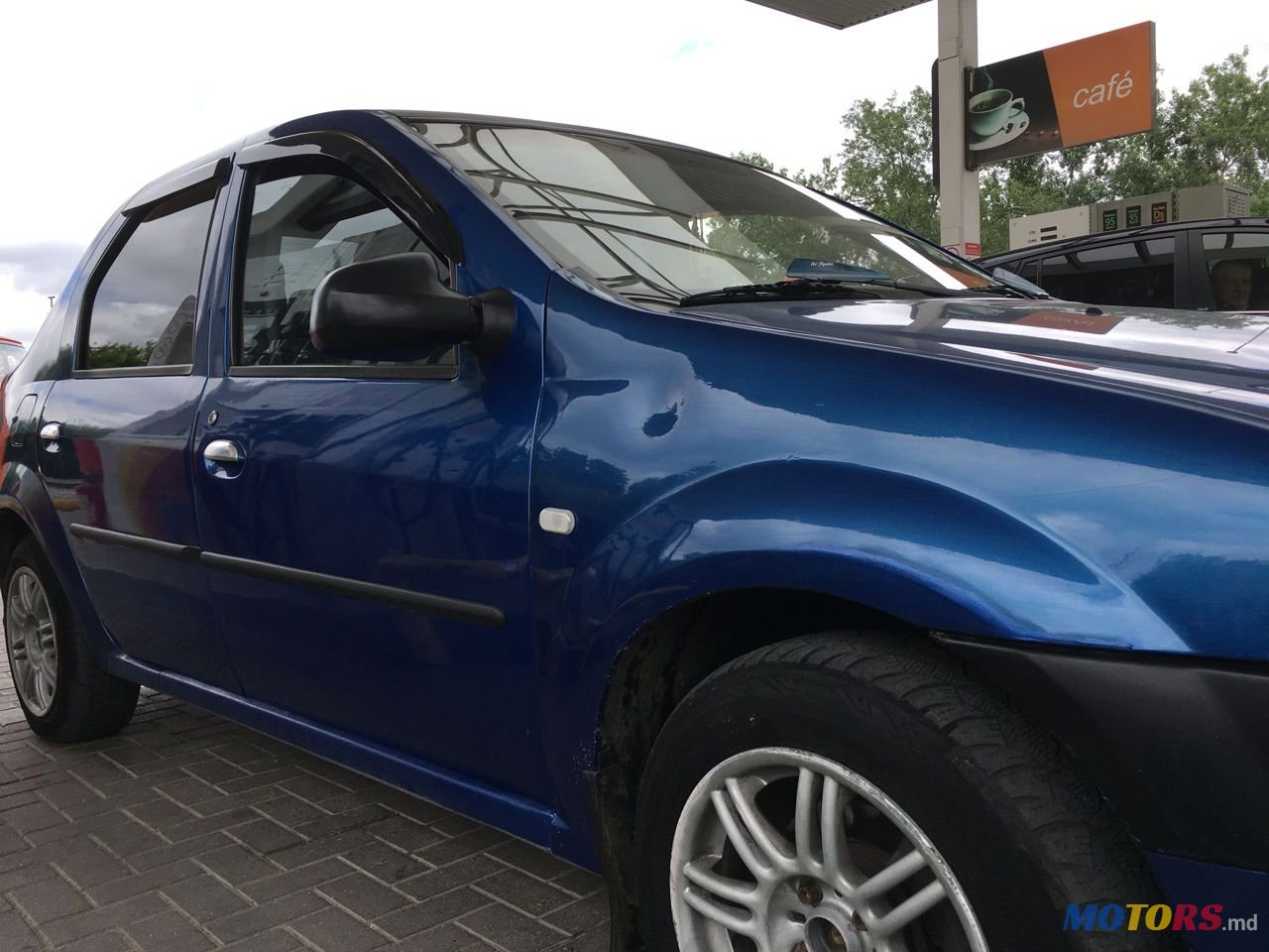 2007' Dacia Logan photo #2