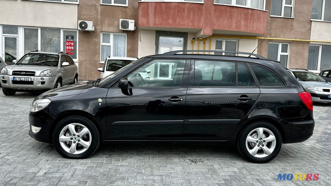 2012' Skoda Fabia photo #6