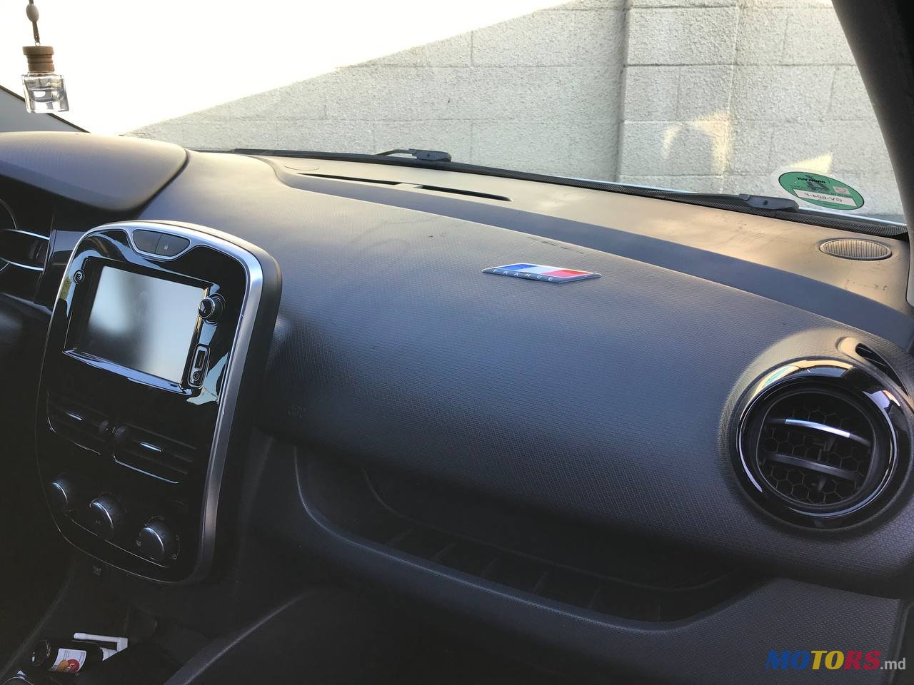 2015' Renault Clio 4 photo #7