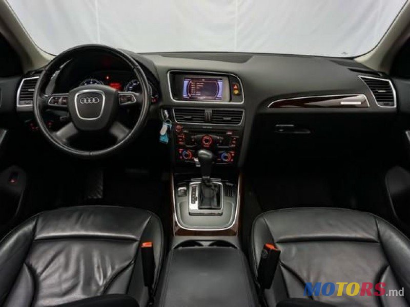 2011' Audi Q5 photo #4