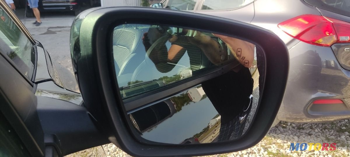 2018' Renault Grand Scenic photo #3