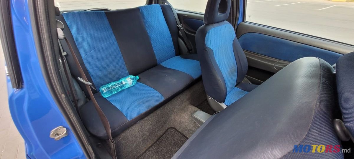 2001' Lancia Ypsilon photo #3