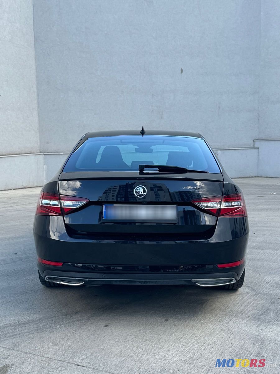 2017' Skoda Superb photo #5