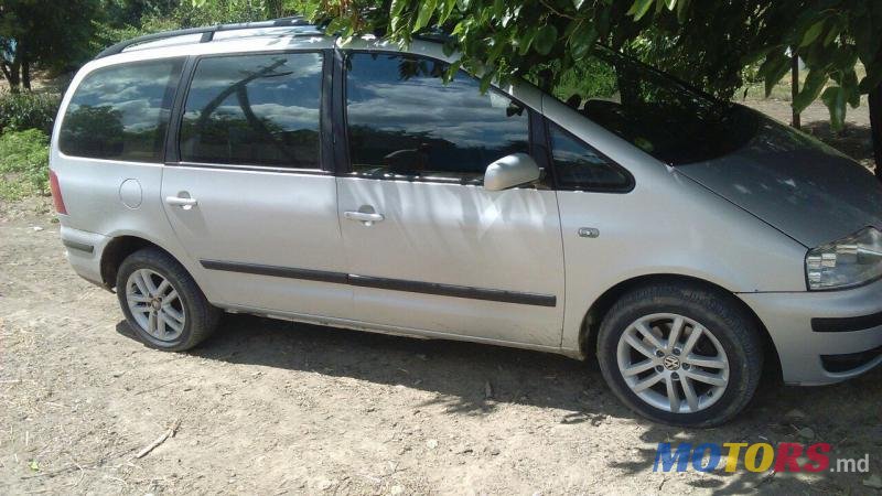 2001' Volkswagen Sharan photo #1