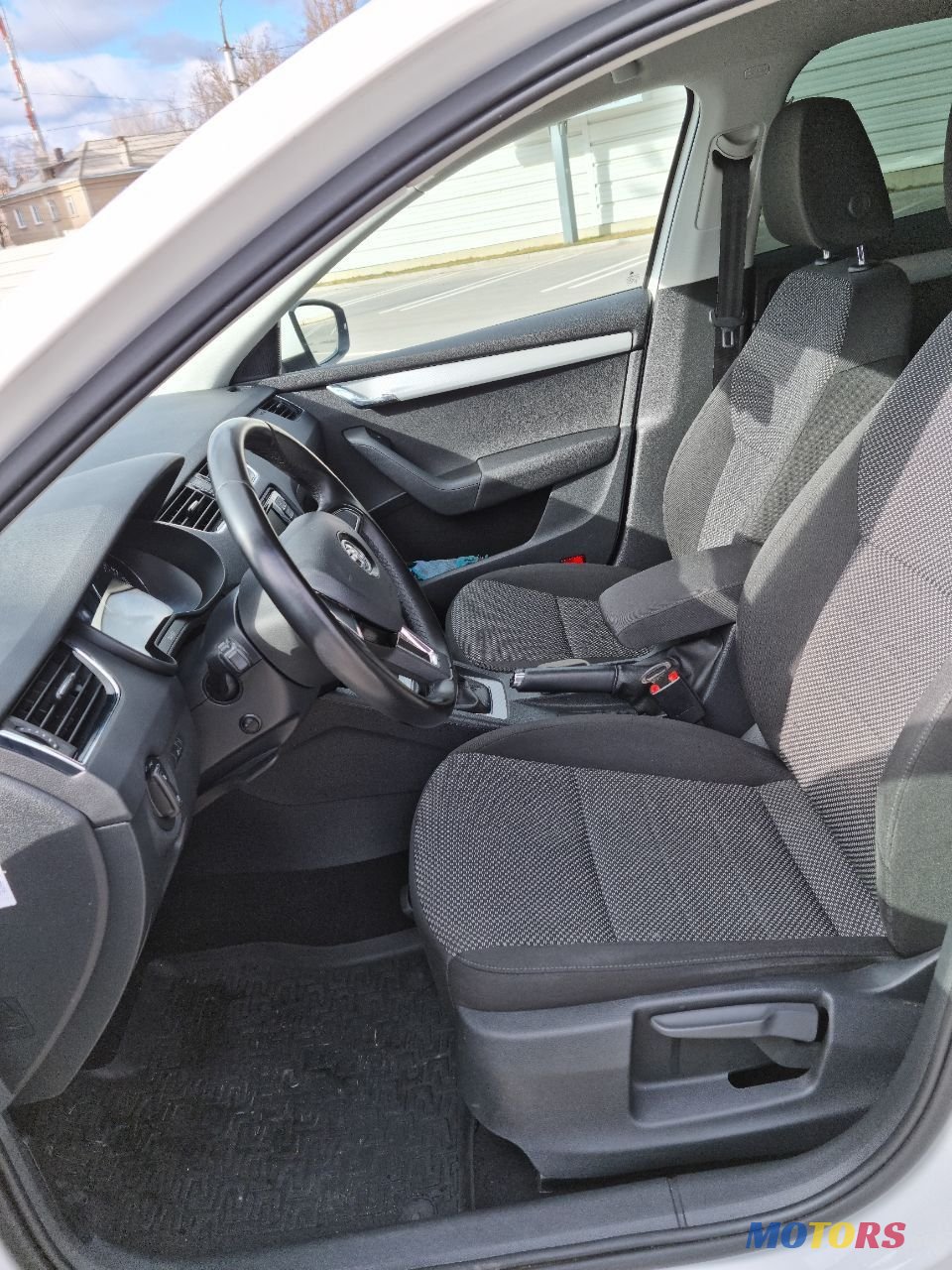 2016' Skoda Octavia photo #6